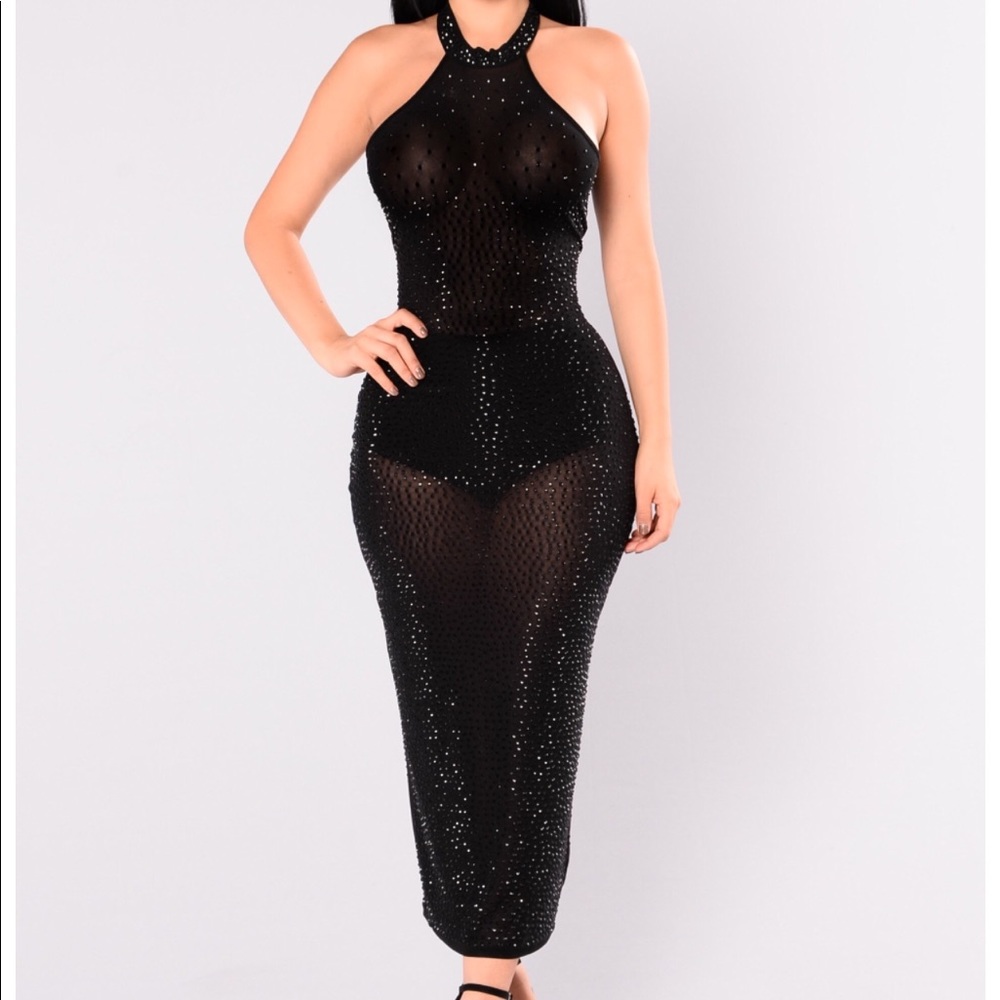 6 fashion nova dresses size M
